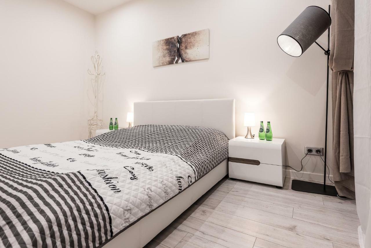 Apartament Silesian Vip ザブジェ エクステリア 写真