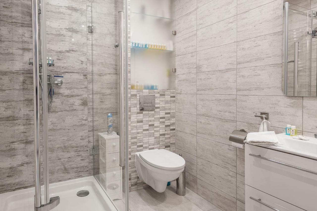 Apartament Silesian Vip ザブジェ エクステリア 写真