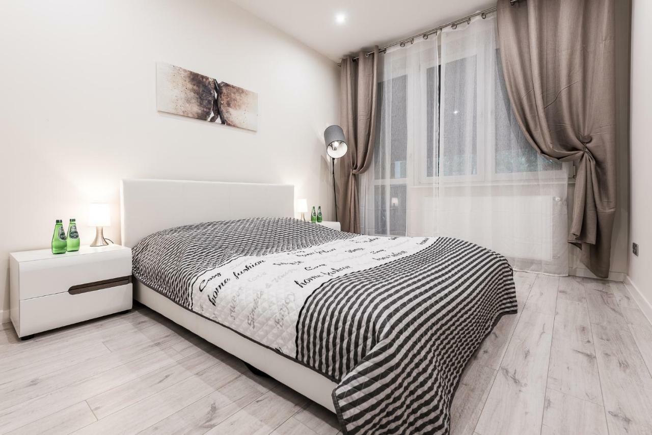 Apartament Silesian Vip ザブジェ エクステリア 写真