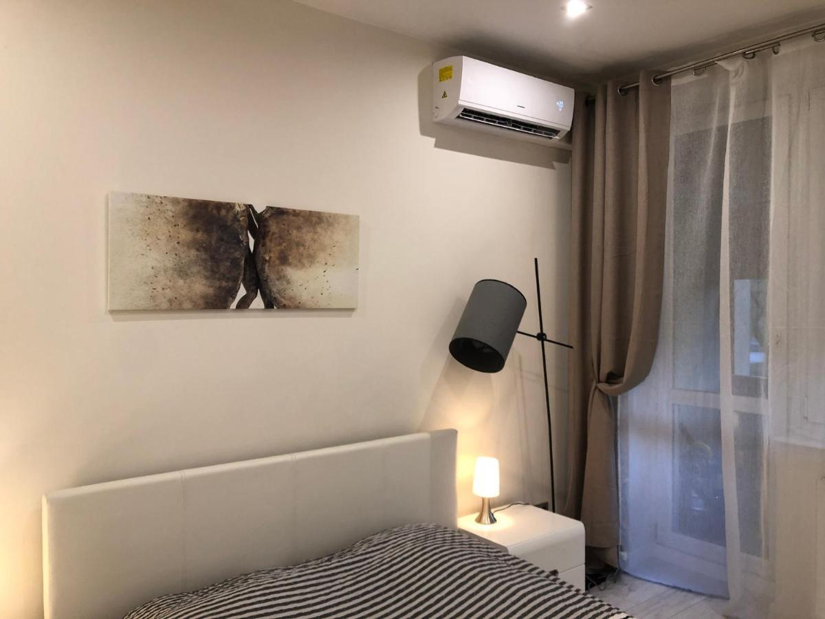 Apartament Silesian Vip ザブジェ エクステリア 写真